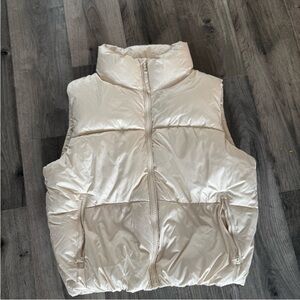 Old Navy Cream Quilted Vest
